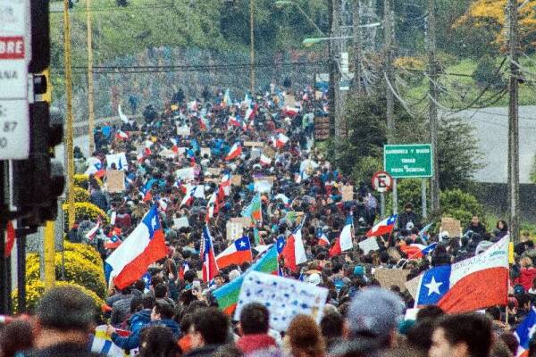 chilean_protests_2019_puerto_montt_12